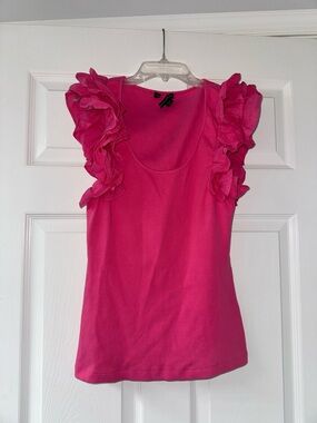 Boston Proper Dark Pink Linen Ruffle Ribbed Top!